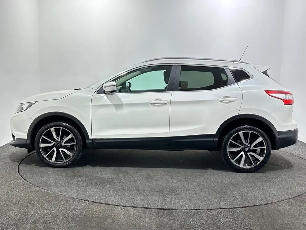 2016-nissan-qashqai-15dci-tekna-big-4