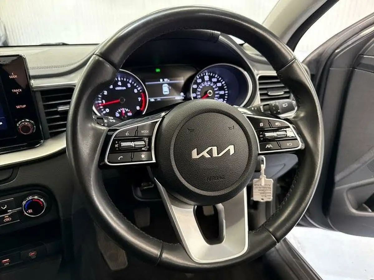 2023-kia-ceed-15-t-gdi-2-158bhp-non-adap-hatchback-big-17