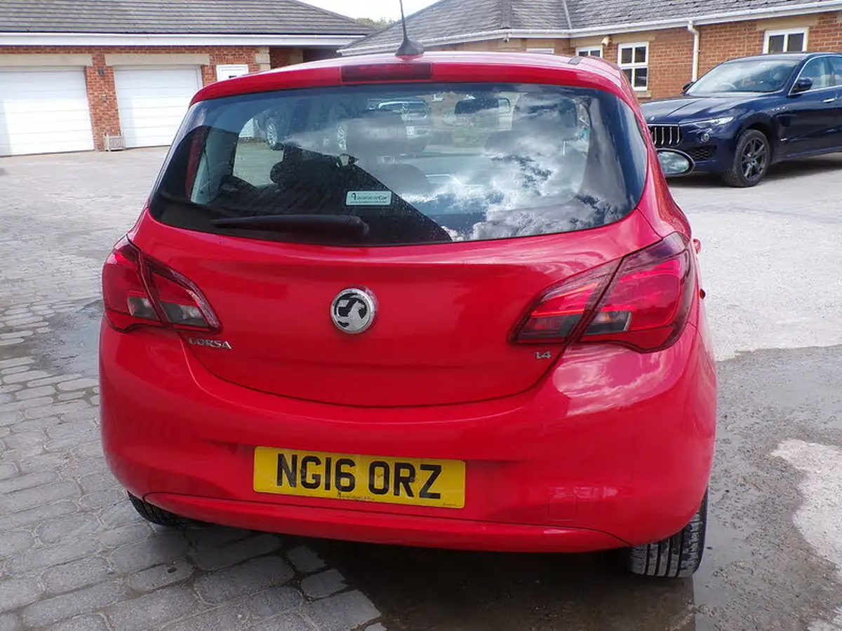 2016-vauxhall-corsa-14i-energy-75ps-ecoflex-ac-5d-big-6