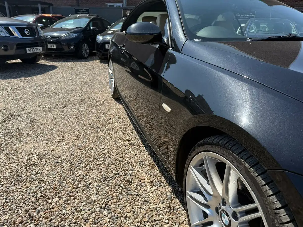 2009-bmw-3-series-20td-320d-m-sport-convertible-2d-big-28