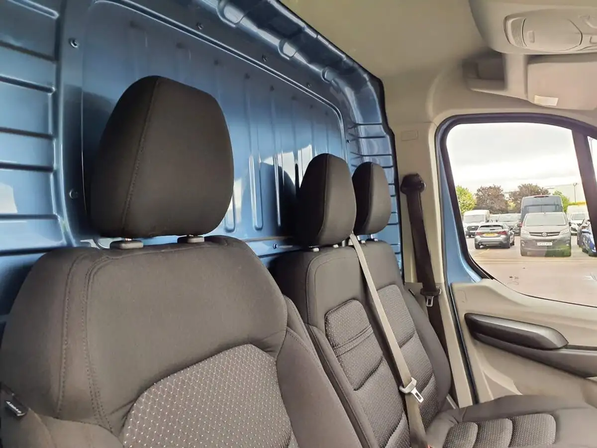 2022-maxus-deliver-9-20tdi-l3h2-lux-big-5