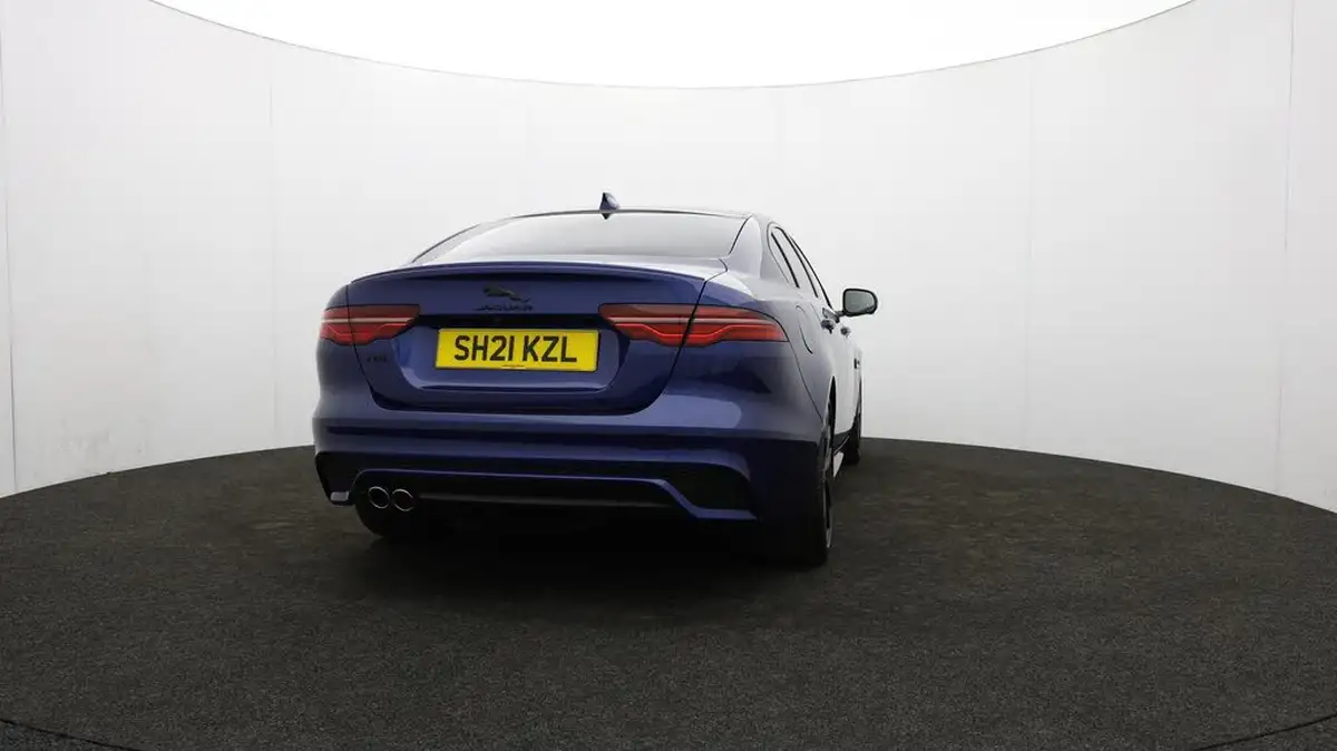 2021-jaguar-xe-20-d200-r-dynamic-black-big-78