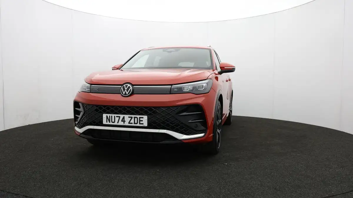 2024-volkswagen-tiguan-15-etsi-r-line-big-62
