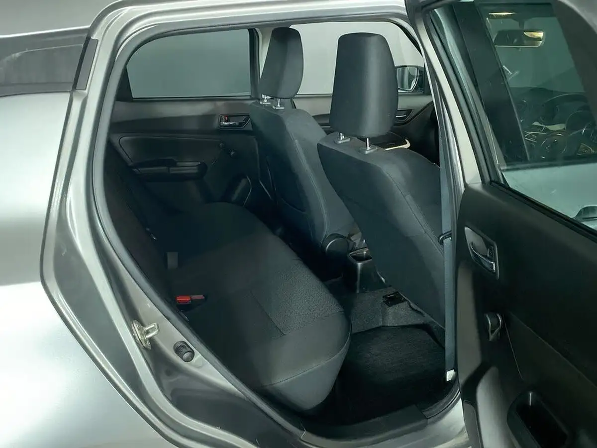2024-suzuki-swift-12-dualjet-sz-l-big-18