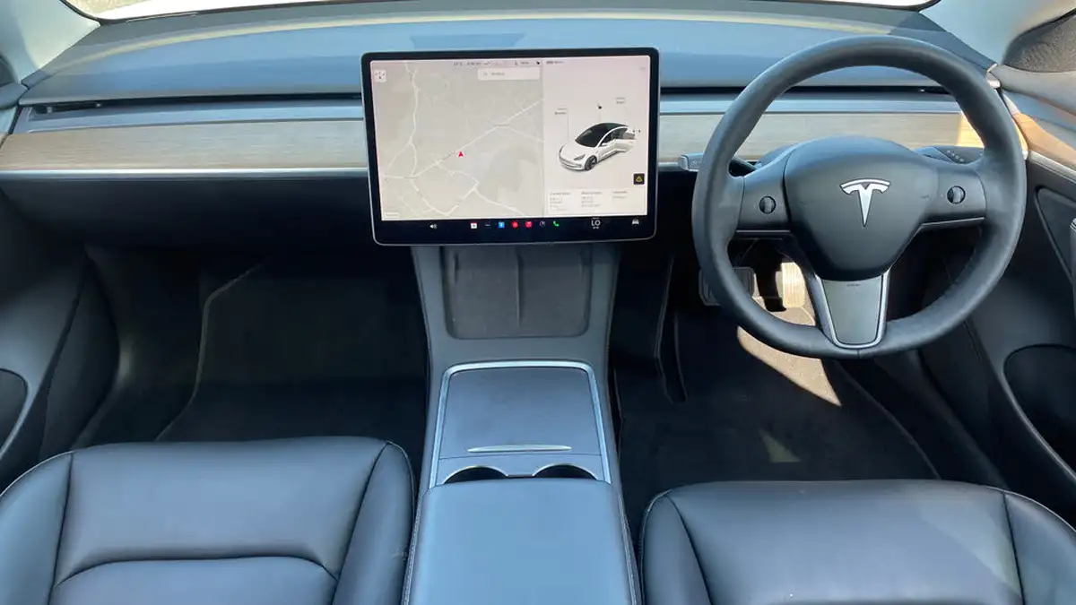 2021-tesla-model-3-e-long-range-4x4-big-10