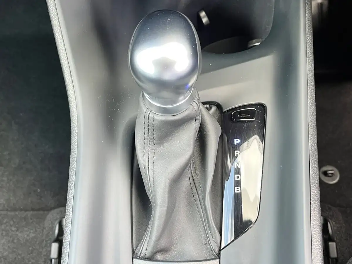 2021-toyota-c-hr-18-vvt-i-icon-big-48