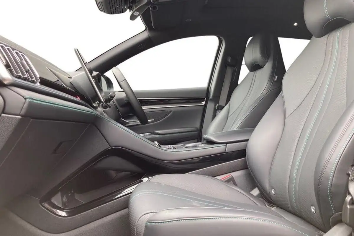 2024-byd-seal-15-comfort-big-8