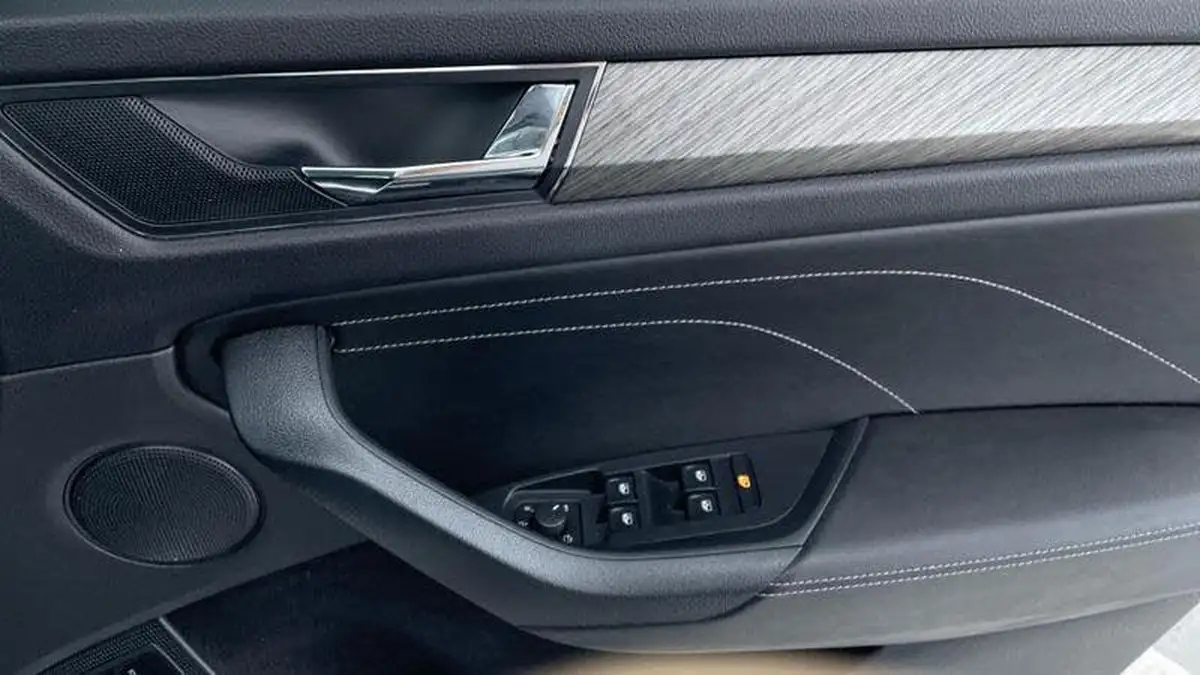2022-skoda-kodiaq-15-tsi-se-l-dsg-big-19
