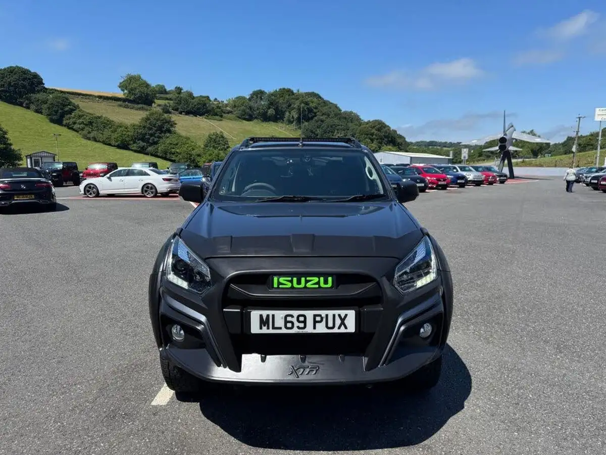2019-isuzu-d-max-19td-yukon-nav-double-pickup-auto-big-1
