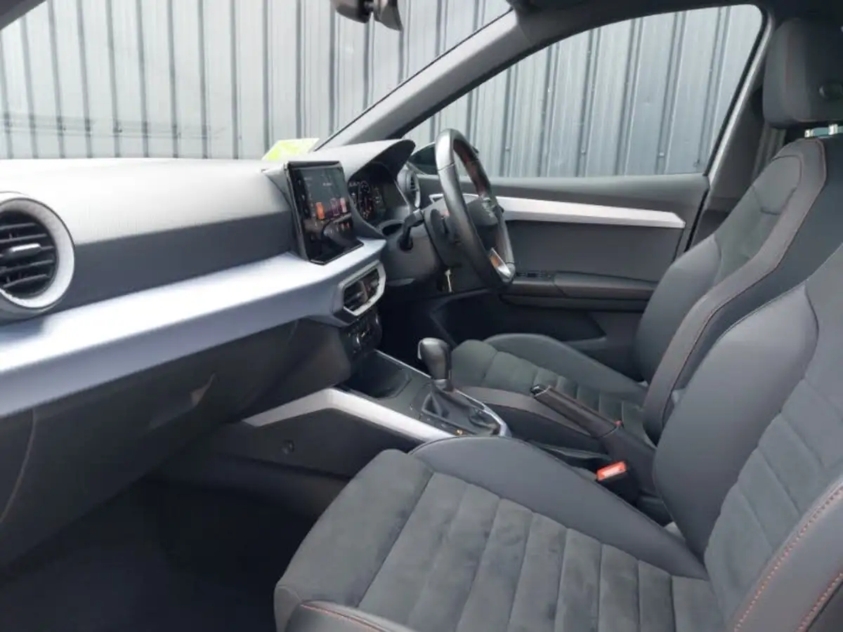 2022-seat-arona-10-tsi-fr-sport-dsg-big-4