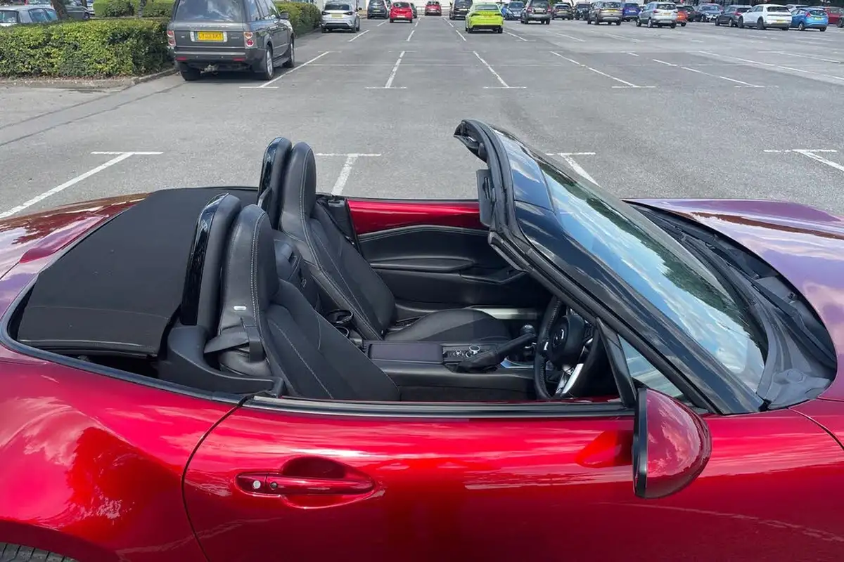 2021-mazda-mx-5-15-sport-convertible-big-46