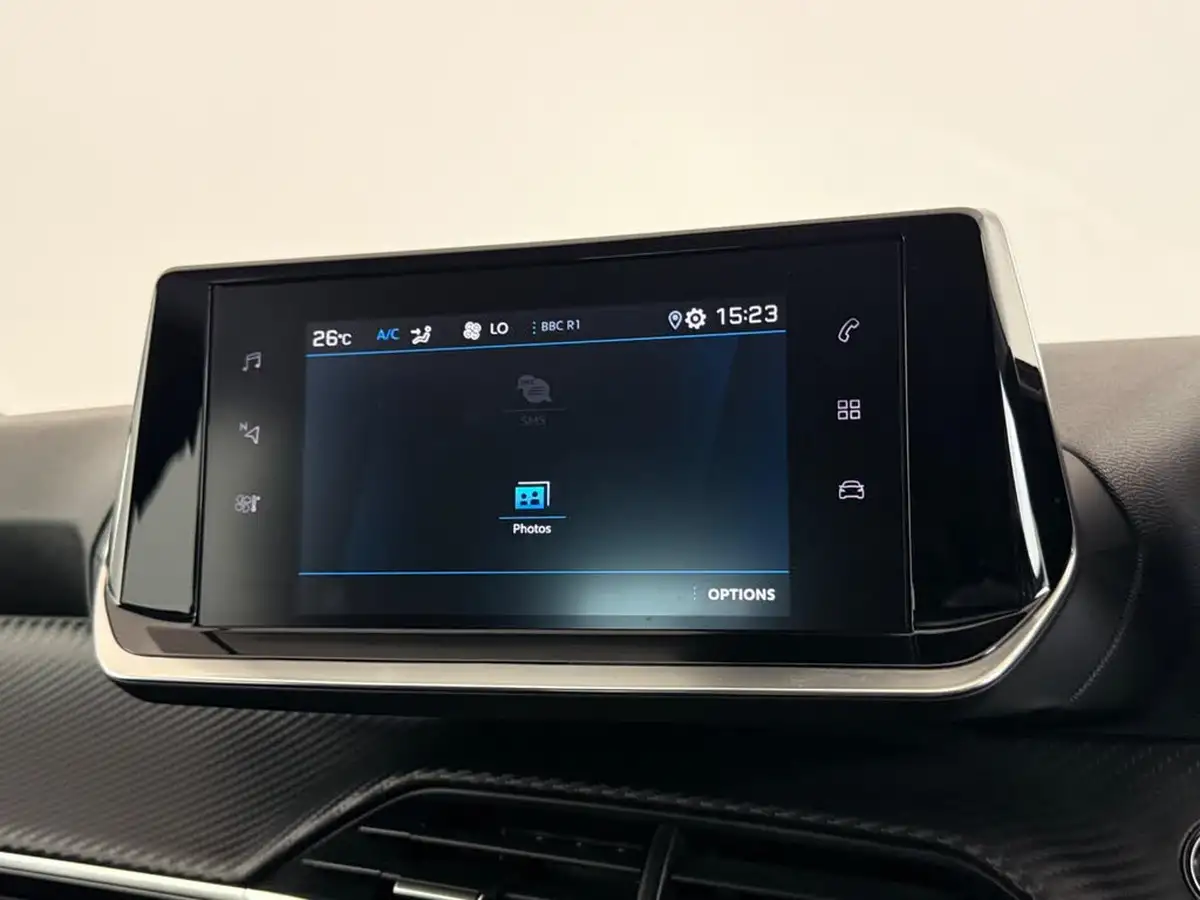 2022-peugeot-208-12-puretech-allure-premium-100bhp-eat8-big-33