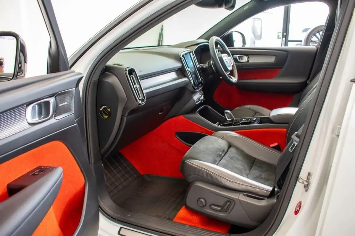 2018-volvo-xc40-20-t5-first-edition-big-12