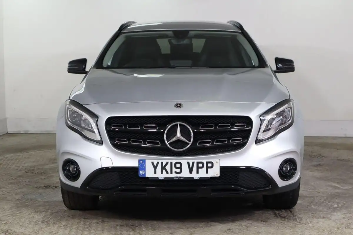 2019-mercedes-benz-gla-class-16-gla-180-urban-edition-ss-7g-dct-big-4