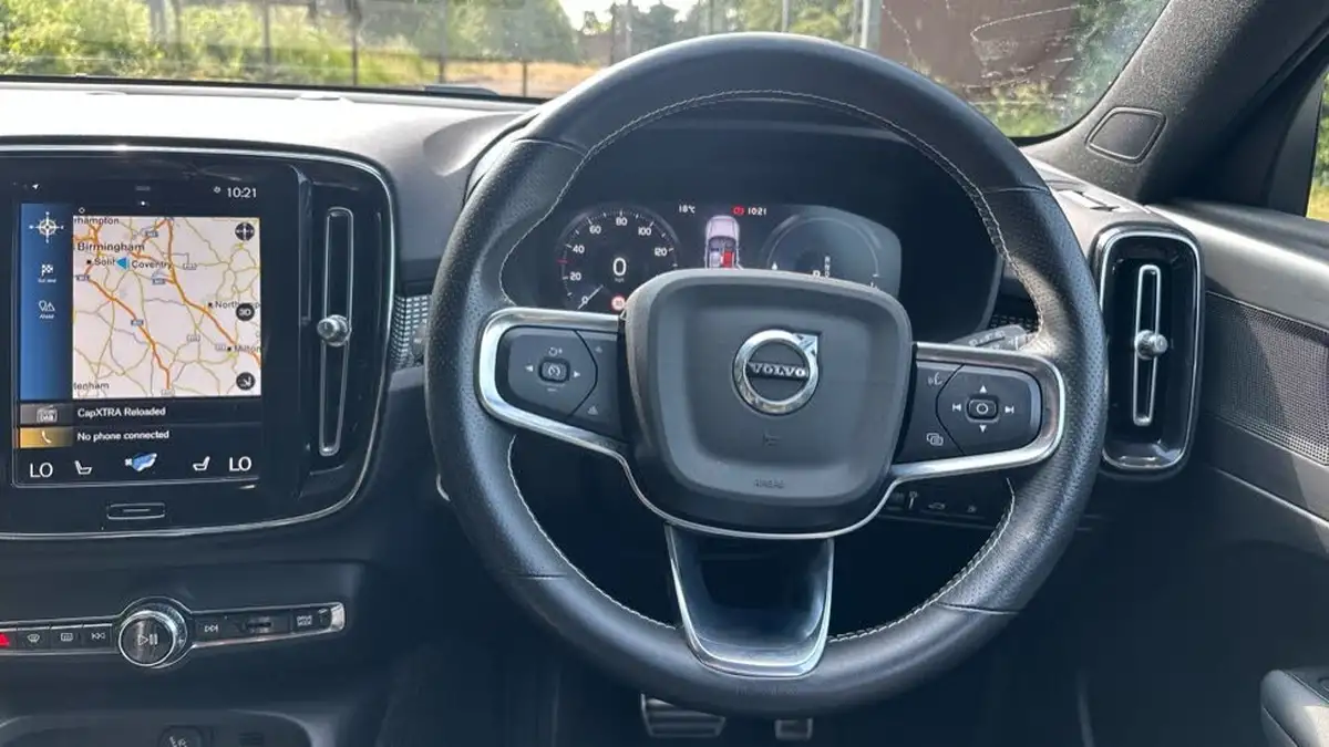 2021-volvo-xc40-15-t5-r-design-262bhp-big-9