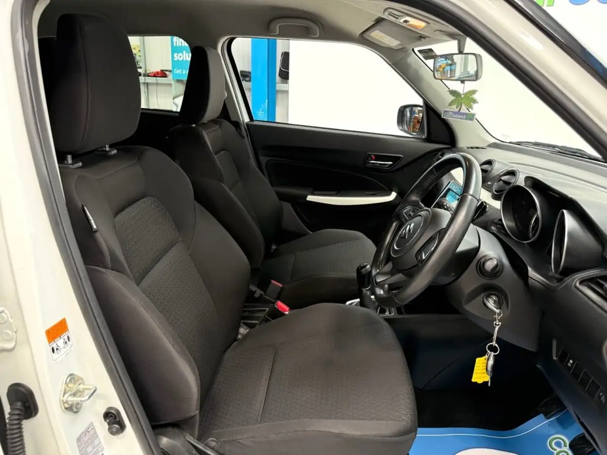 2018-suzuki-swift-10-boosterjet-sz-t-111ps-big-15