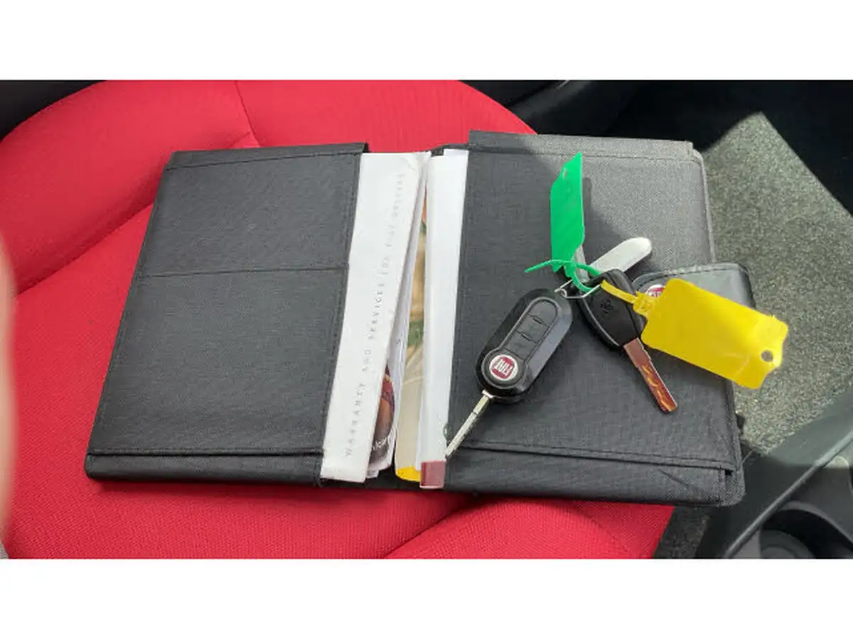 2012-fiat-500-12-lounge-ss-big-18