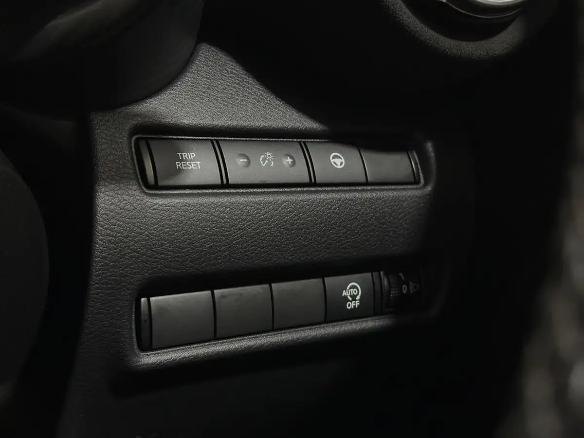 2021-nissan-juke-10-dig-t-tekna-big-16