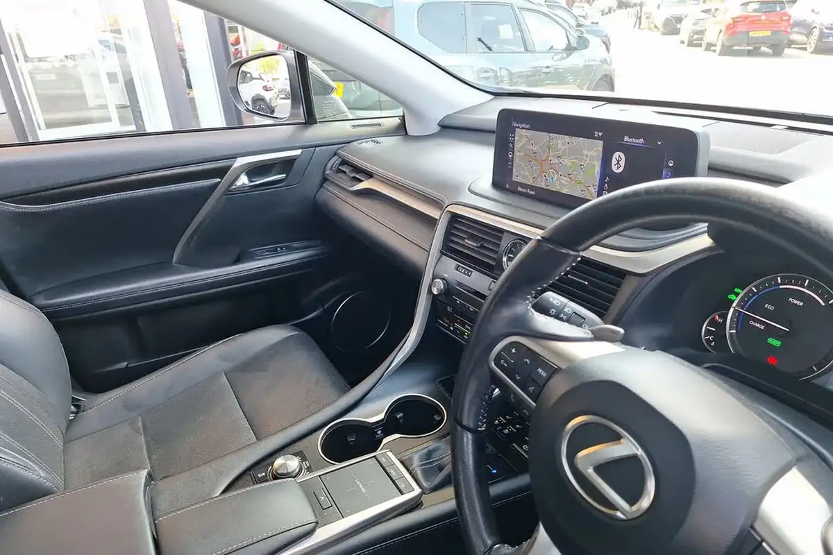 2022-lexus-rx-450h-35-rx-big-11