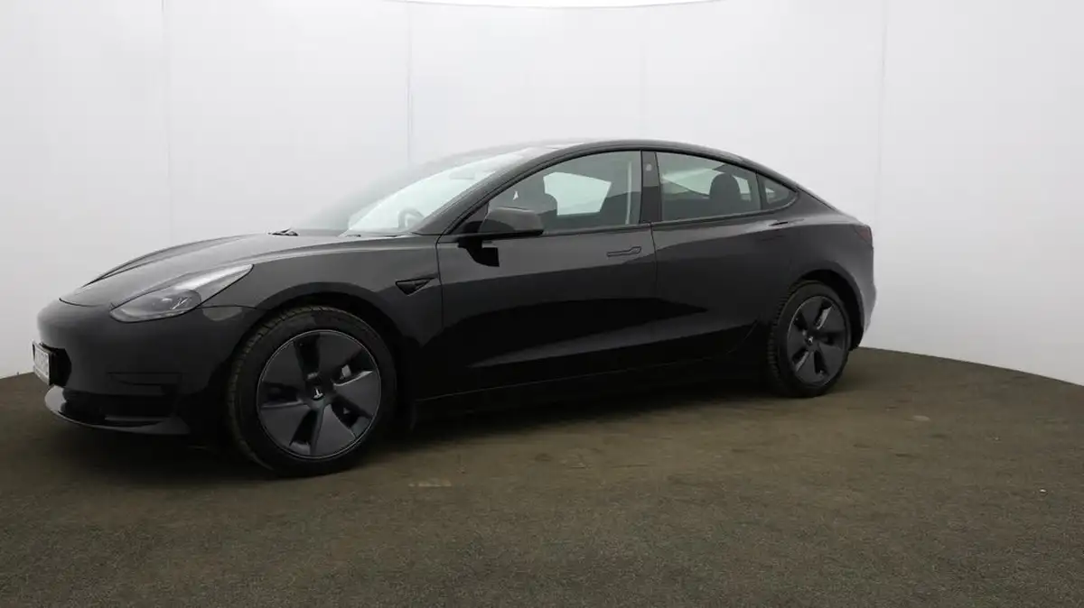 2021-tesla-model-3-e-standard-plus-big-36