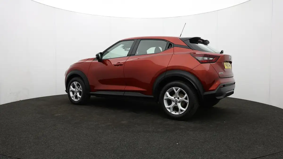 2020-nissan-juke-10-dig-t-acenta-117ps-dct-big-62