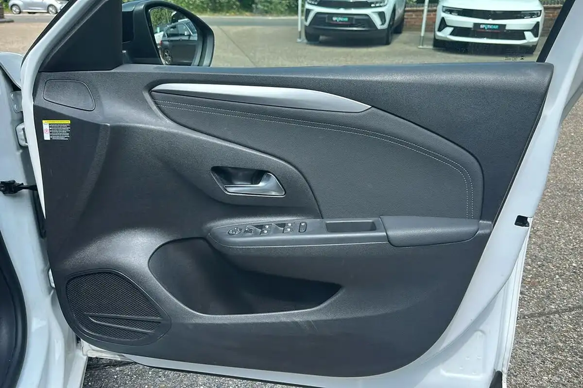 2023-vauxhall-corsa-12-turbo-gs-130ps-auto-big-31