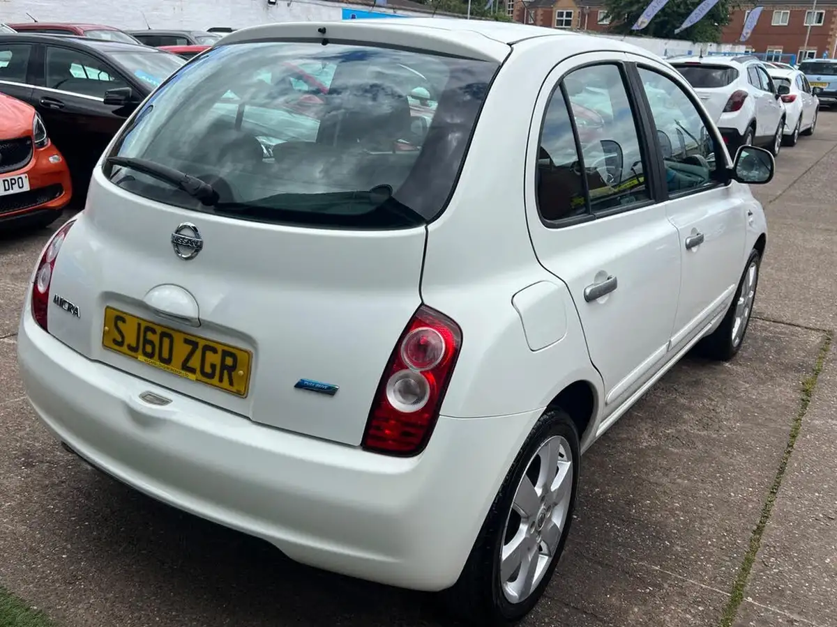 2010-nissan-micra-12-n-tec-5d-big-14