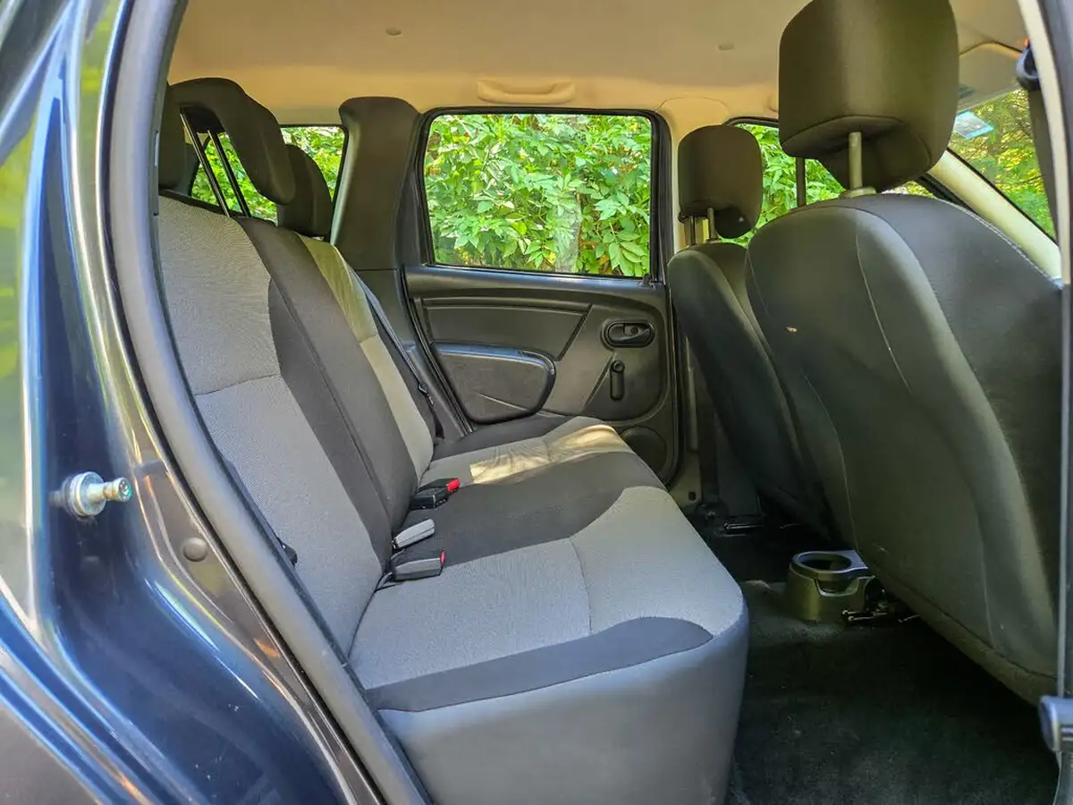 2014-dacia-duster-15d-ambiance-109bhp-4x4-big-24