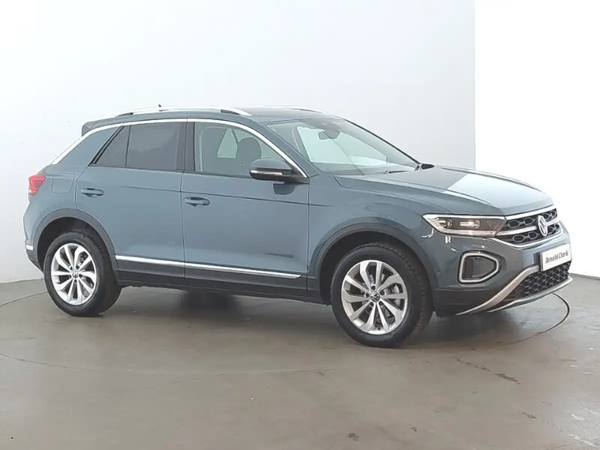 2024-volkswagen-t-roc-15-tsi-style-hatchback-5d-big-11