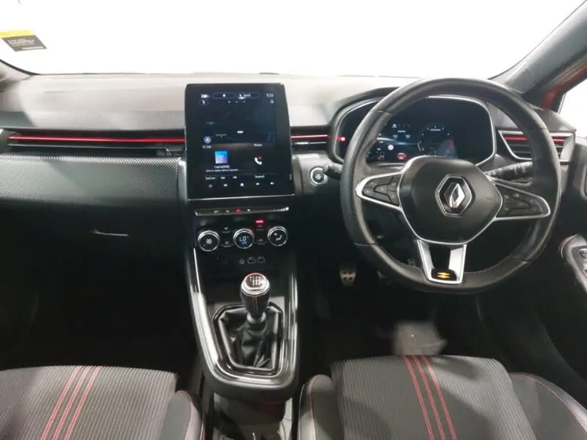 2023-renault-clio-10-tce-rs-line-big-2