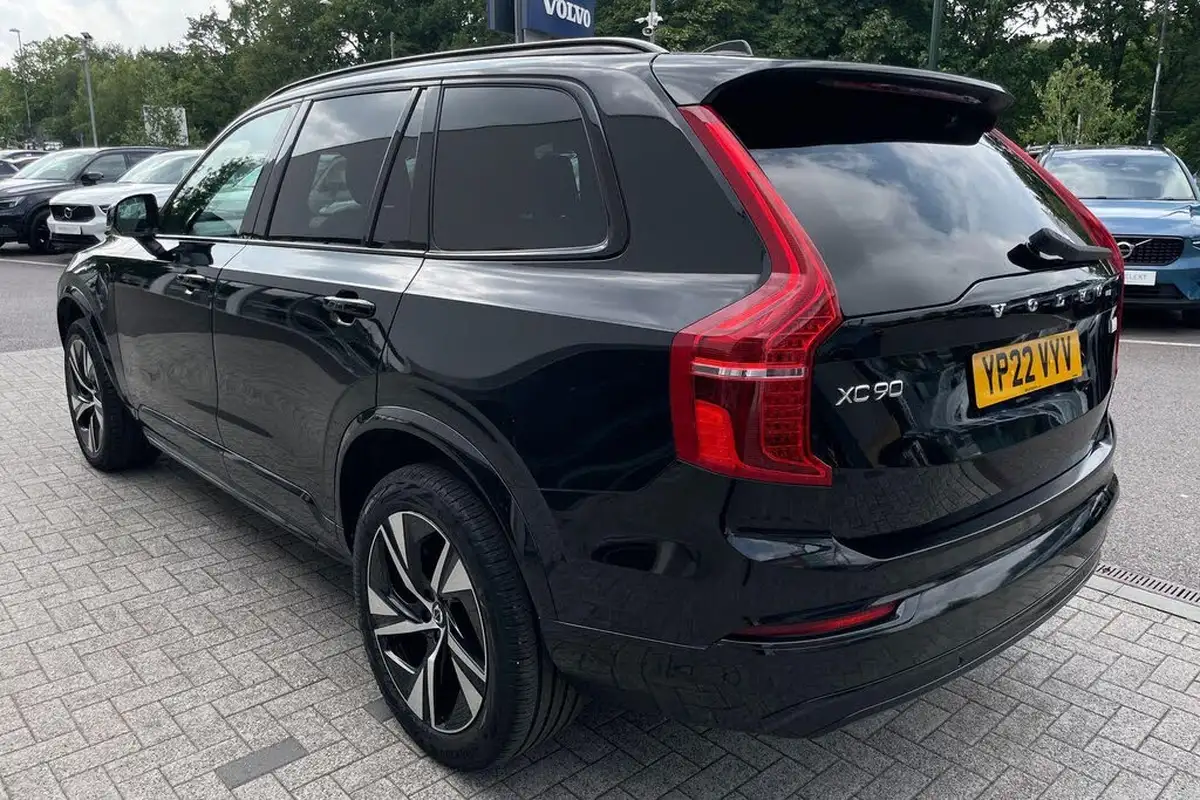 2022-volvo-xc90-20-t8-r-design-455bhp-big-10