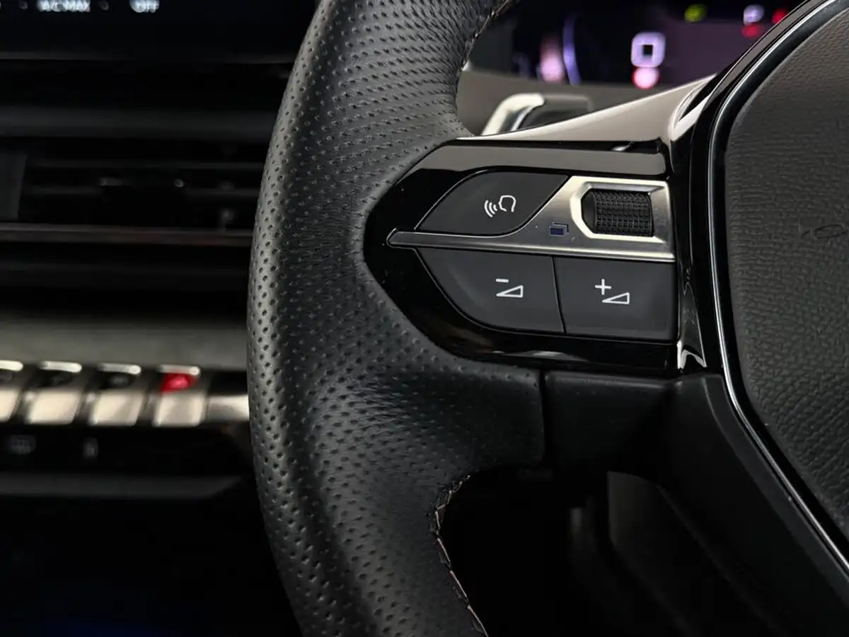 2023-peugeot-3008-suv-15-bluehdi-gt-eat8-big-24