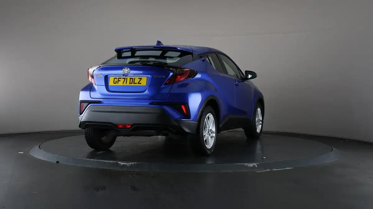 2021-toyota-c-hr-18-vvt-i-icon-big-70