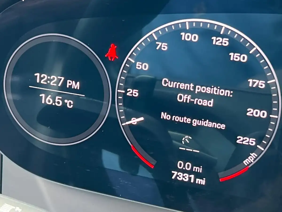 2023-porsche-911-38-turbo-s-awd-turbo-cabriolet-big-47