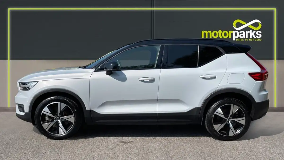 2022-volvo-xc40-e-twin-recharge-plus-big-5