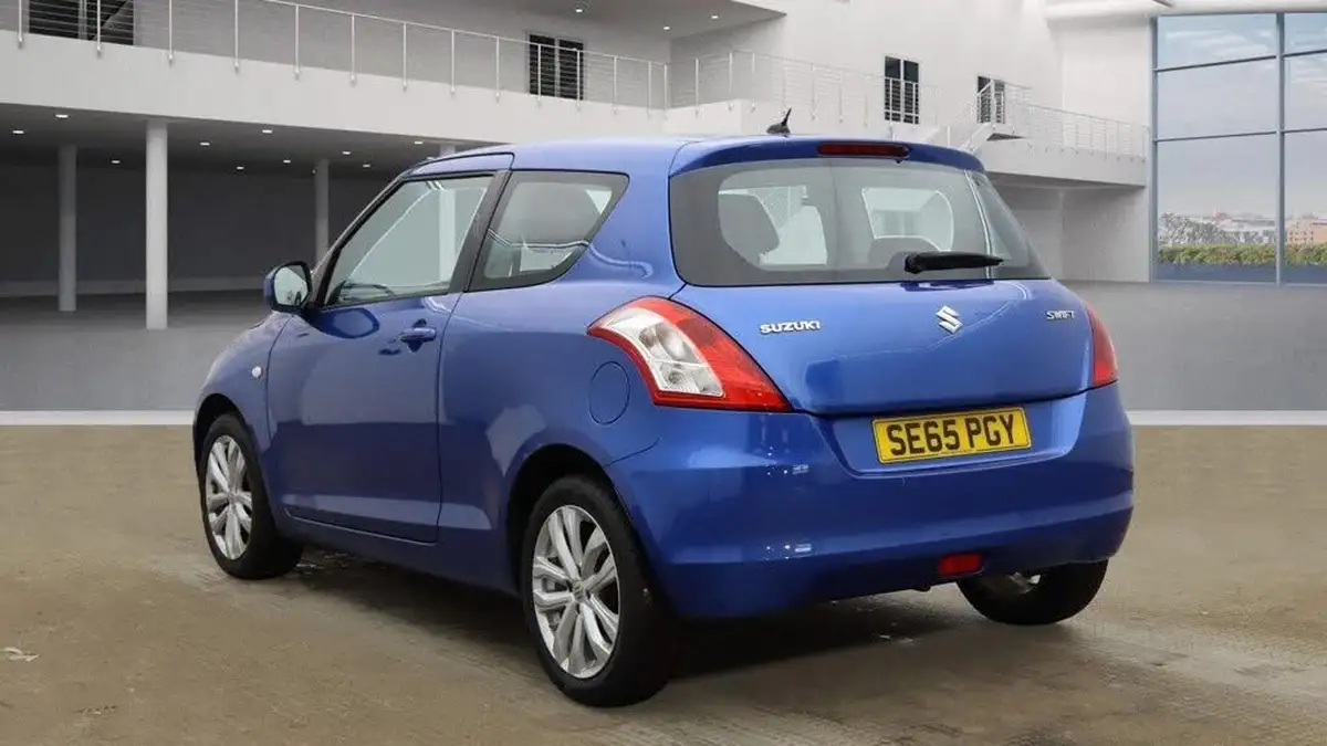 2016-suzuki-swift-12-sz3-3d-big-8