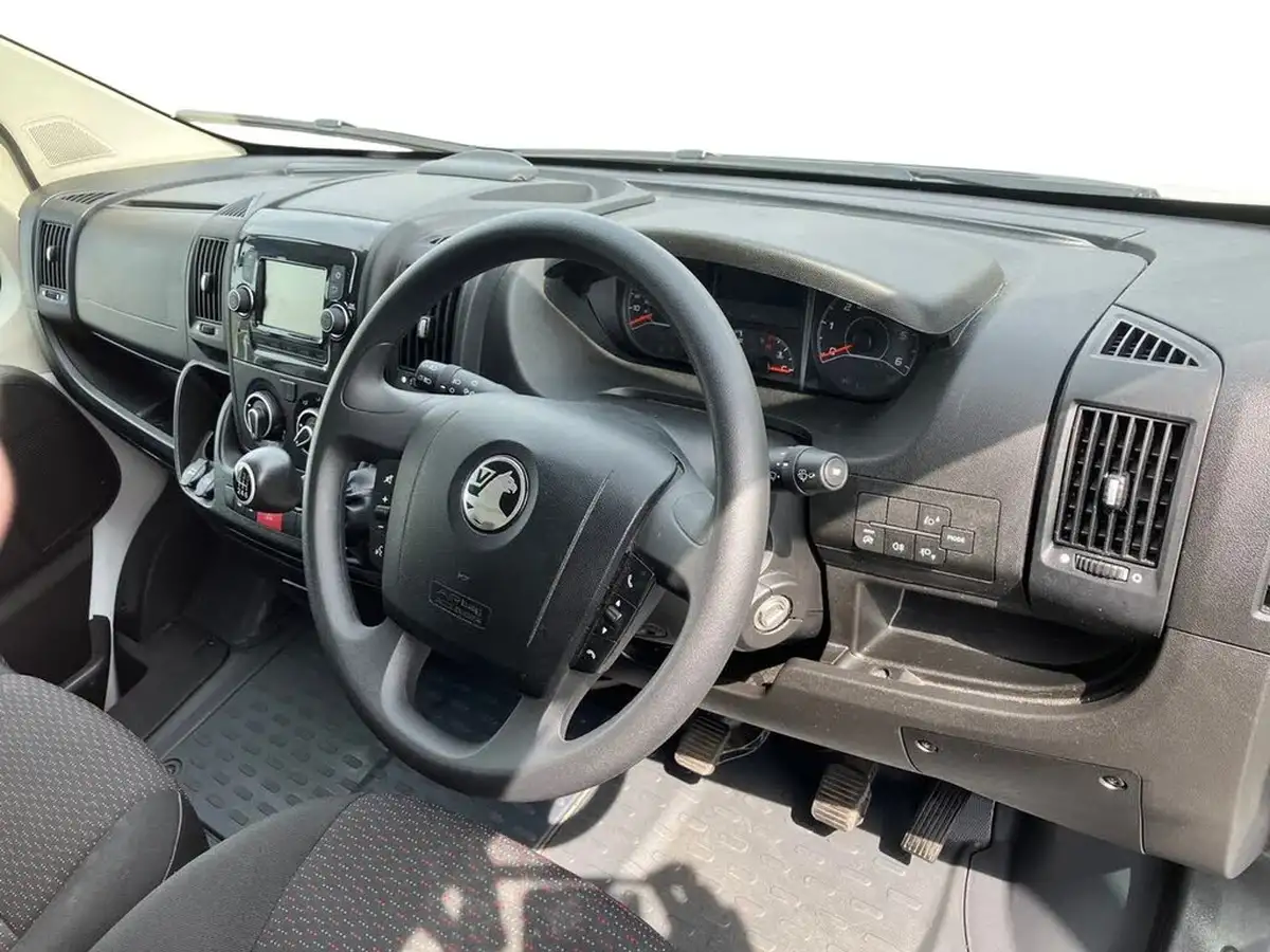 2022-vauxhall-movano-22cdti-l3-h2-3500-dynamic-140pseu6d-big-9
