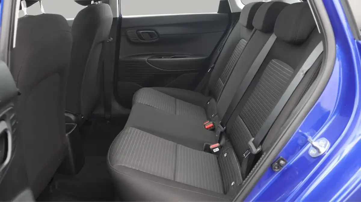 2022-hyundai-i20-10-t-gdi-se-connect-dct-big-16