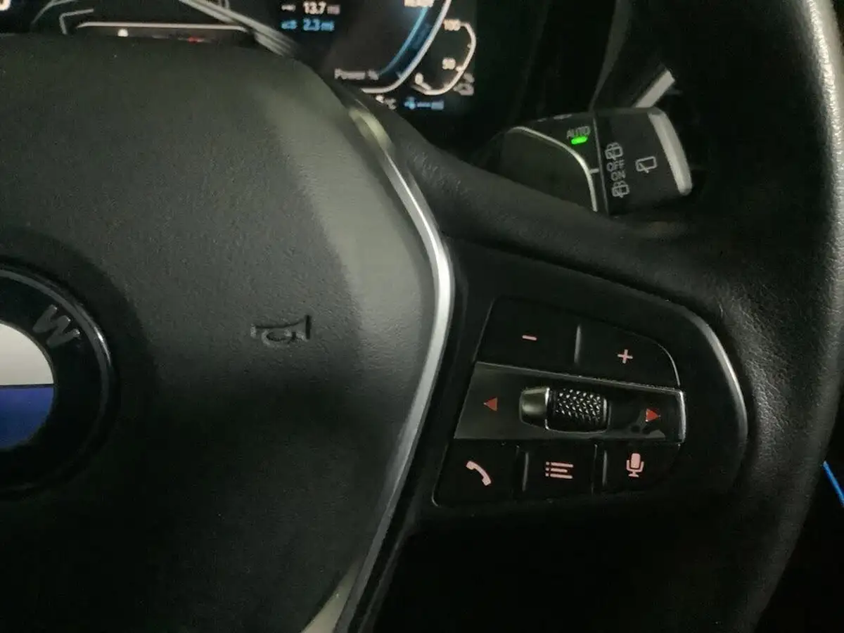 2021-bmw-3-series-20-330e-se-pro-touring-5d-big-17