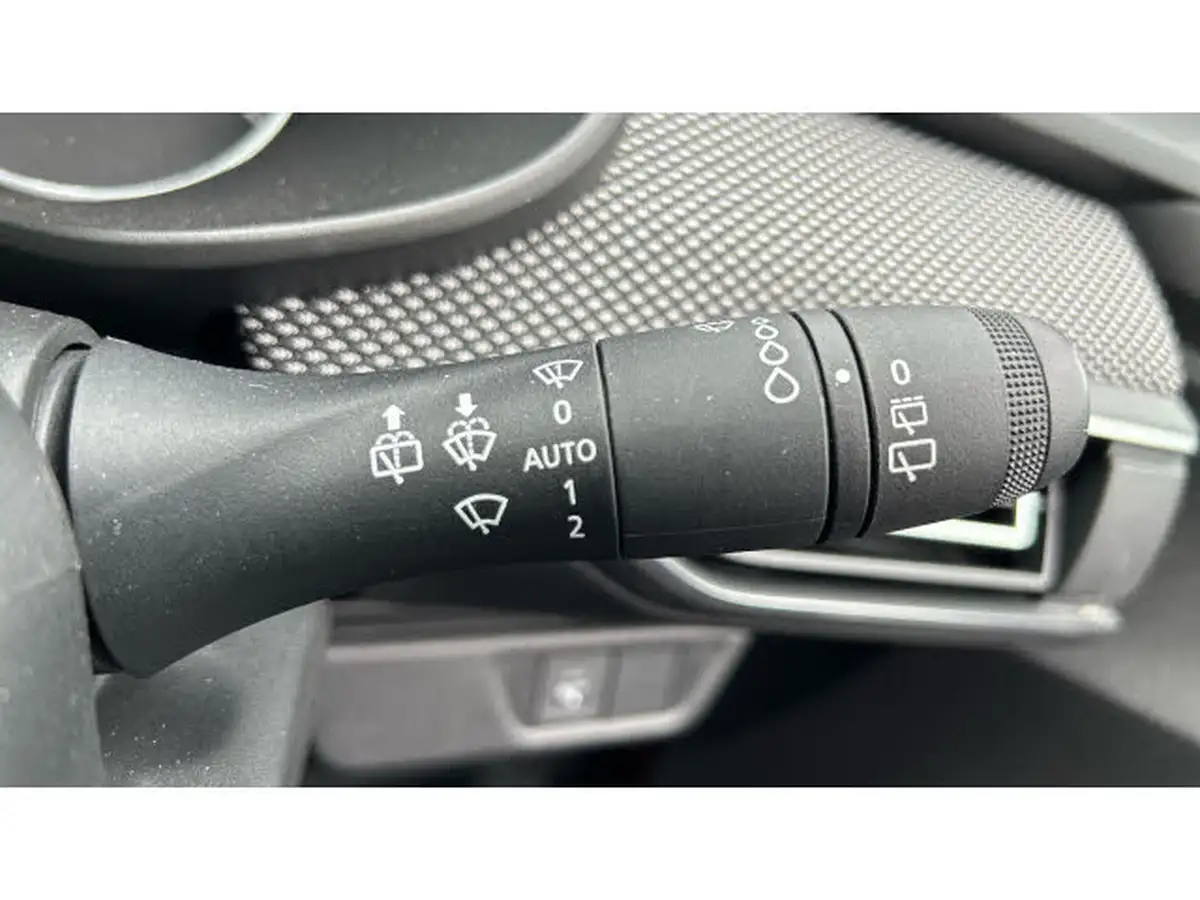 2021-dacia-sandero-10-tce-comfort-90bhp-big-22