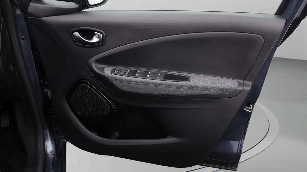 2020-renault-zoe-e-i-gt-line-rapid-charge-big-15