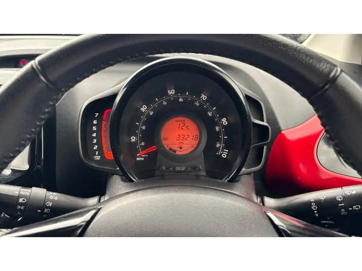 2021-toyota-aygo-10-vvt-i-x-clusiv-big-17