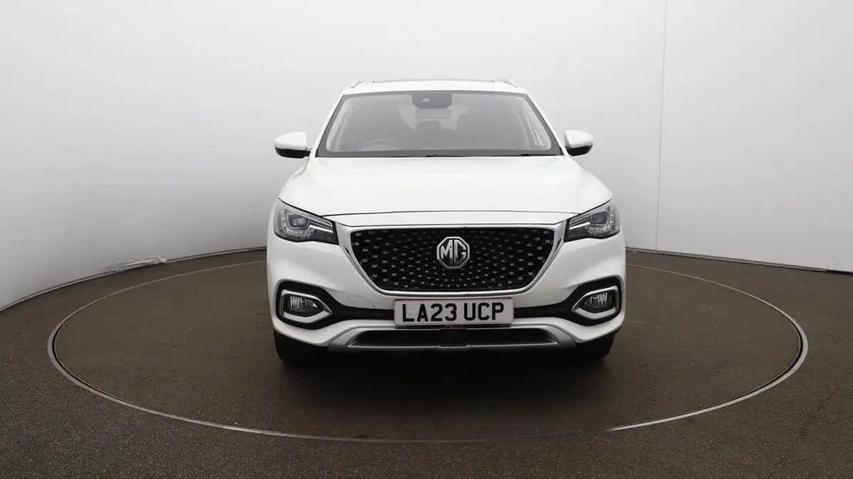 2023-mg-hs-15t-gdi-exclusive-162ps-dct-big-40