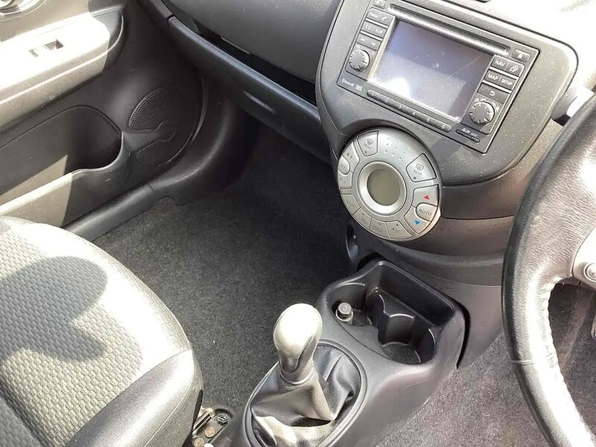 2011-nissan-micra-12-tekna-79bhp-5d-1198cc-big-26