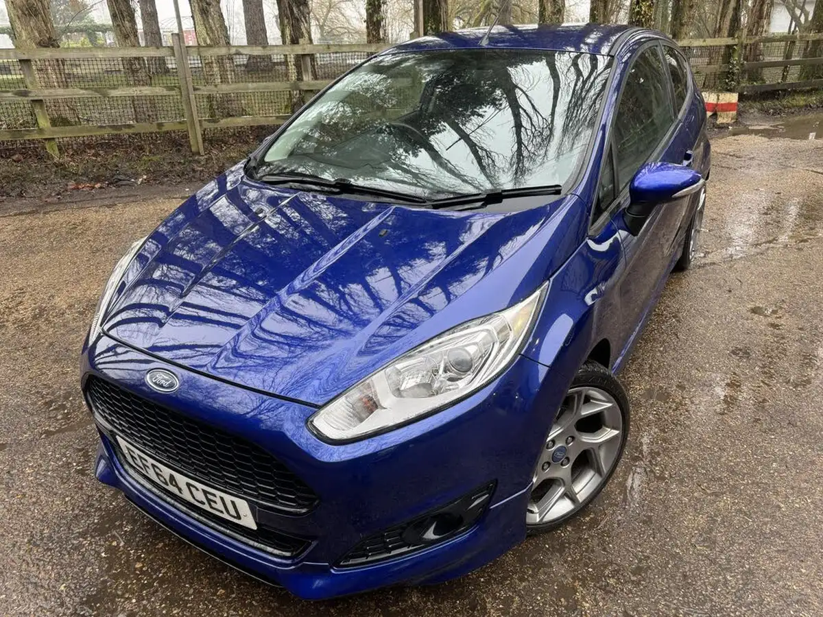 2014-ford-fiesta-10-zetec-s-big-5
