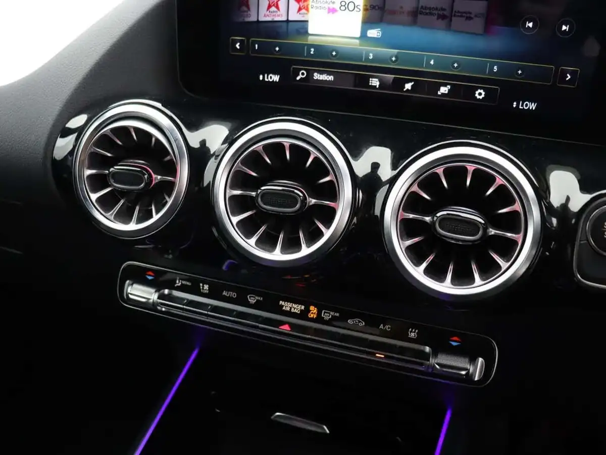 2022-mercedes-benz-eqa-e-eqa-250-amg-line-big-31