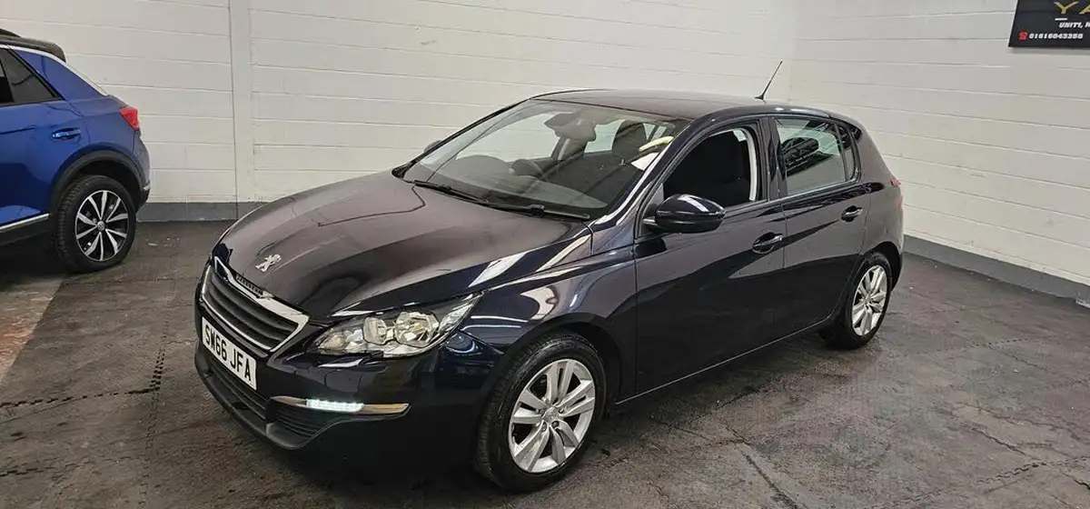 2016-peugeot-308-12-puretech-active-110bhp-big-8