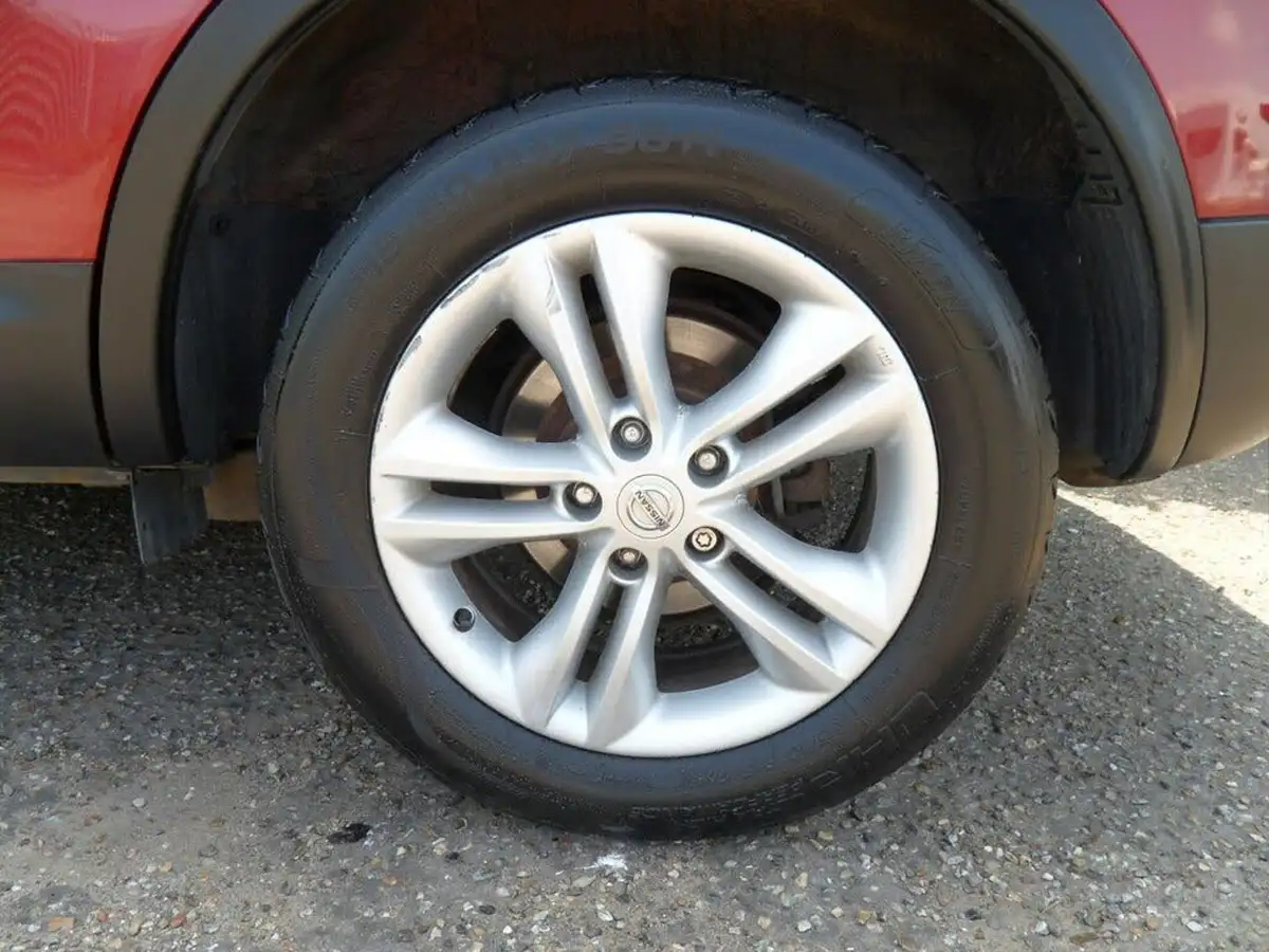 2010-nissan-qashqai-15td-acenta-big-47