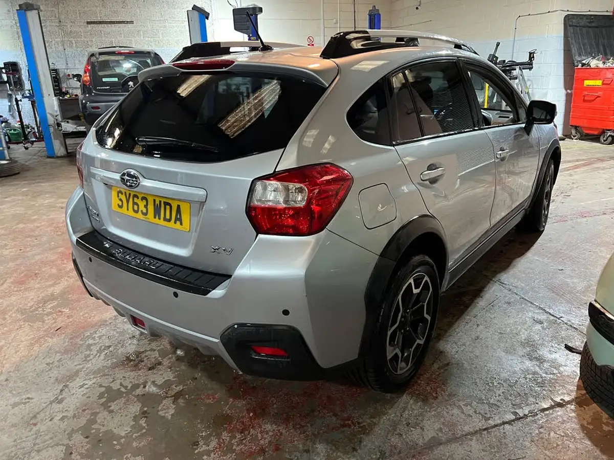 2013-subaru-xv-20i-se-lineartronic-big-4