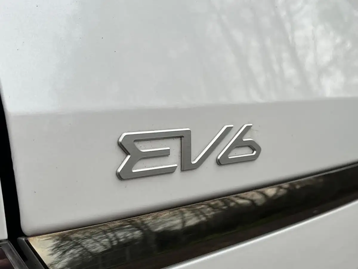 2023-kia-ev6-e-gt-big-29